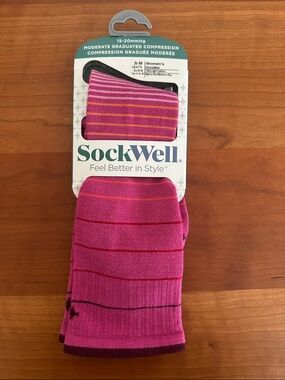 SockWell Women's Moderate Compression Socks - Pink Stripe